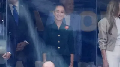 ¡En el palco de honor! Así fue captada Sheinbaum en la Final del Mundial 2026 junto a Trump