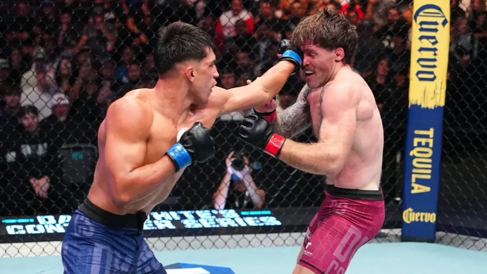 Cristian Pérez ante Logan Paxton | @dwcs