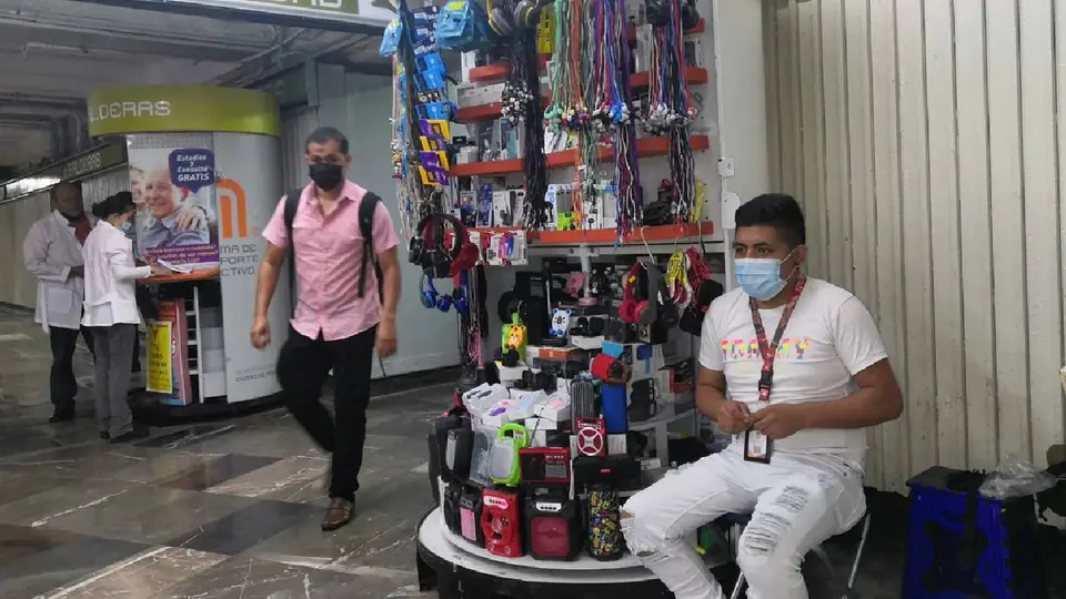 Adiós a los gritos y bocinas en el Metro CDMX nuevo reglamento los prohíbe en locales