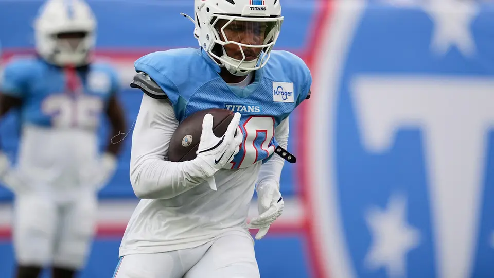 Tony Pollard, previo a un partido con los Tennessee Titans | AP