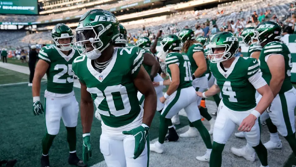 Breece Hall comandando a los New York Jets | AP