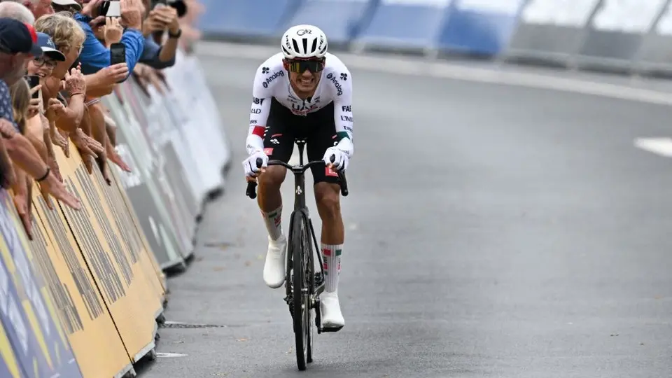 Isaac del Toro durante la prueba contrarreloj del prólogo de la Vuelta a Alemania 2026 | AFP