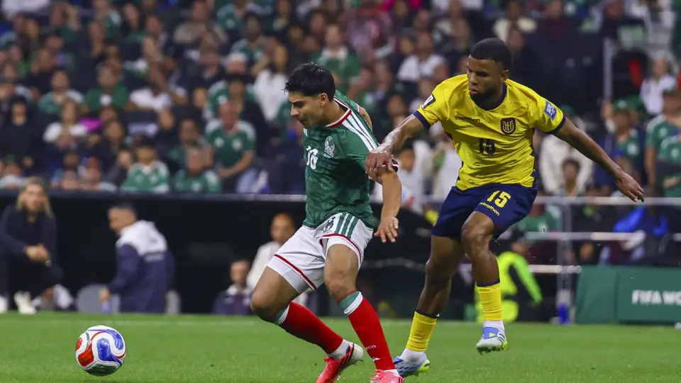 Obed Vargas con la Selección de México en el partido contra Ecuador en el Mundial 2026 | MEXSPORT