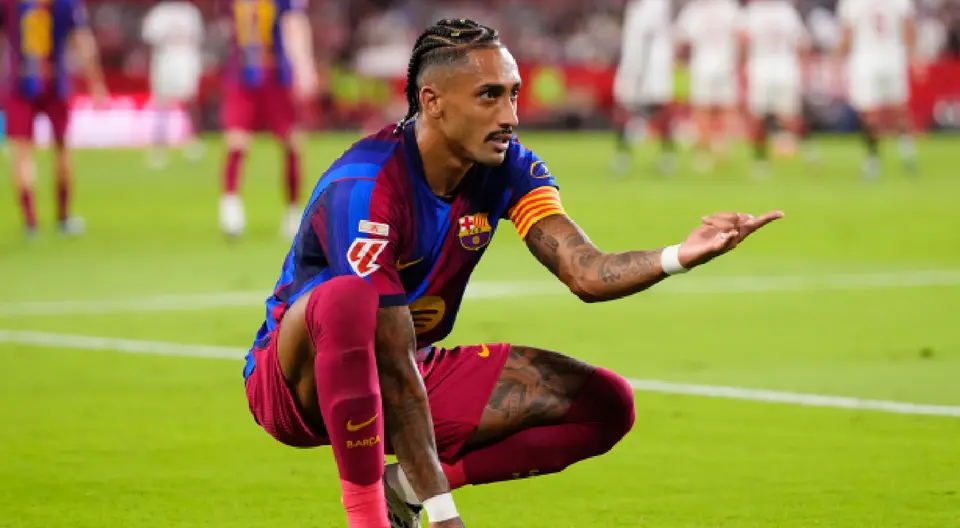 Raphinha celebrando ante Sevilla en la J7 | AP