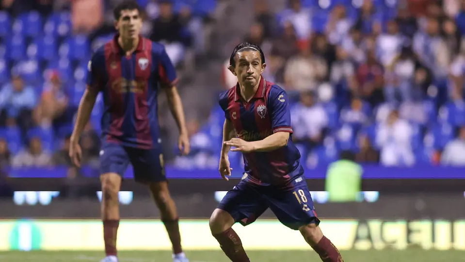 Hobbit Bermúdez jugando en el Puebla vs Atlante | IMAGO7