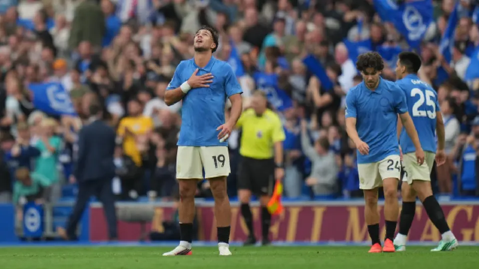 Kostoulas celebrando su gol ante el Arsenal | AP