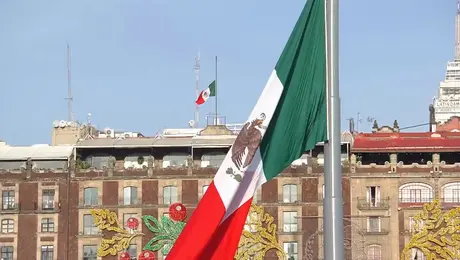 VIDEO: México recuerda a víctimas de los sismos de 1985 y 2017 con Bandera a media asta