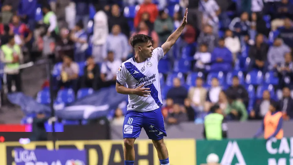 Mathías Tomás, jugador del Puebla, en festejo de gol ante Atlante | IMAGO7