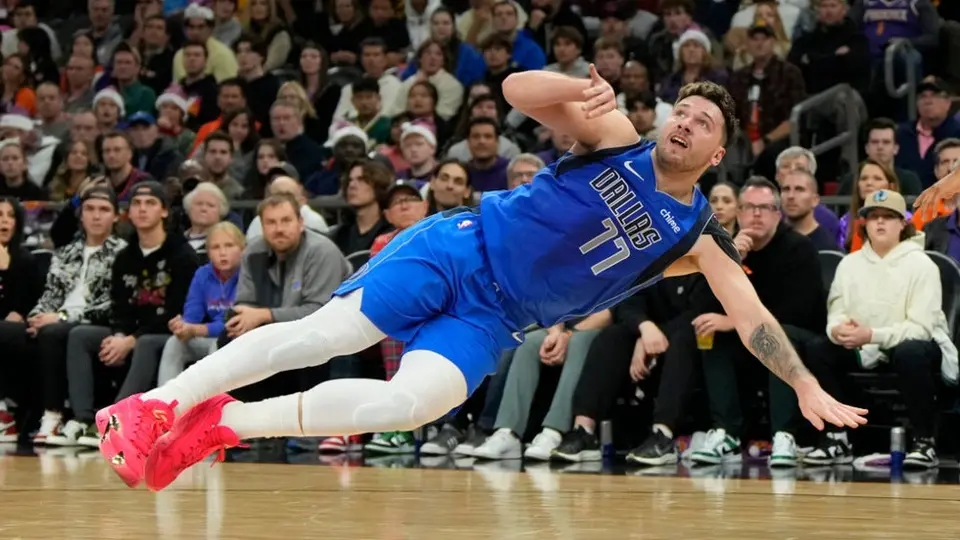 NBA: Luka Doncic anota 50 puntos ante Suns y llega a los 10 mil en su carrera