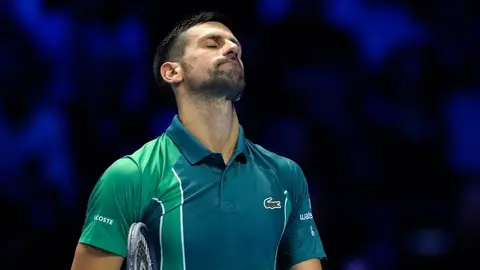 Djokovic cayó ante Jannik Sinner y se complica su lugar en Finals Masters ATP