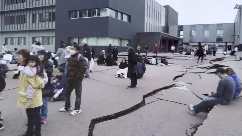 Terremoto de 7.6 grados sacude a Japón este 1 de enero del 2024 y provoca alertas de Tsunami