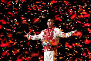 Seguidores del cantante Juan Gabriel lo recuerdan hoy que estaría cumpliendo 74 años