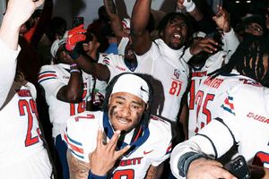 ¡Festejo a lo mexicano! Equipo colegial de Estados Unidos celebró victoria con mariachi