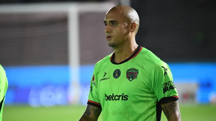 OFICIAL: 'Chaka' Rodríguez es nuevo jugador del Pachuca