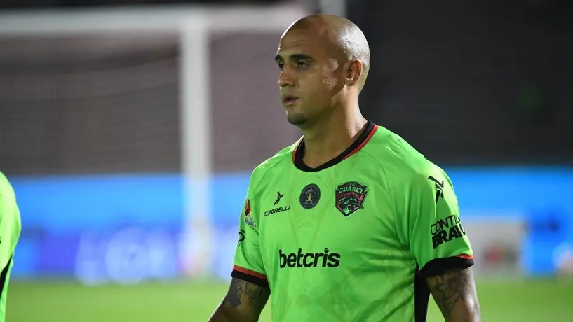 OFICIAL: 'Chaka' Rodríguez es nuevo jugador del Pachuca
