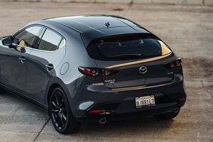 Esta marca de autos sorprende con rebajas en sus modelos más exitosos