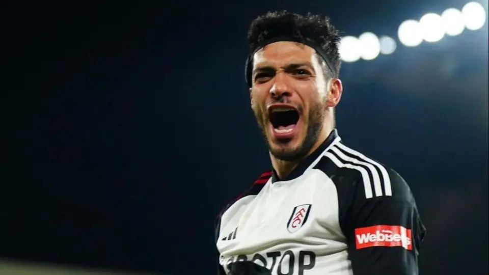 DT de Fulham elogia a Raúl Jiménez: "Juega con una sonrisa en la cara y eso es importante"