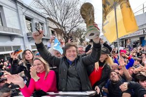 Javier Milei, de exportero y fan de Boca Juniors a próximo presidente de Argentina