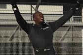 ¡Del tartán al volante! Usain Bolt condujo el GenBeta de FE durante el EPrix de la CDMX