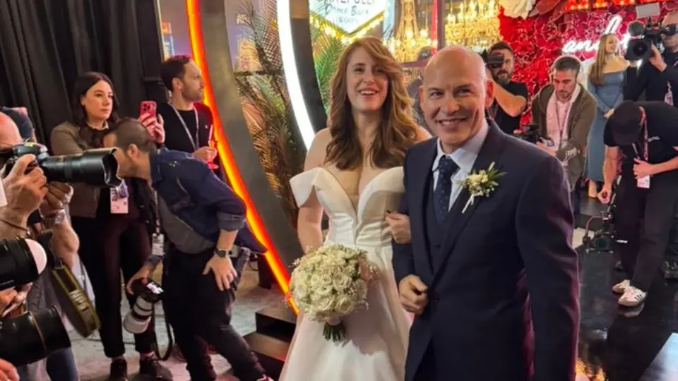 ¡Fiesta en Nevada! Jacques Villeneuve se casó en medio del Gran Premio de Las Vegas