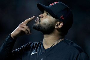 Reynaldo López firma con los Bravos de Atlanta por tres años y 30 millones de dólares