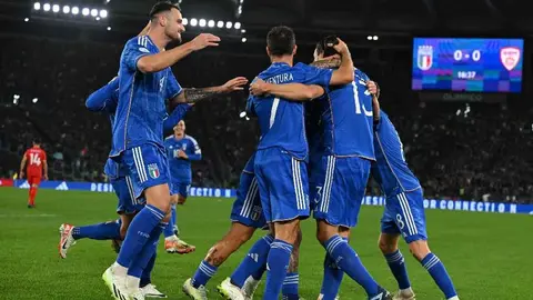Italia goleó a Macedonia del Norte y se mantiene con vida en las Eliminatorias