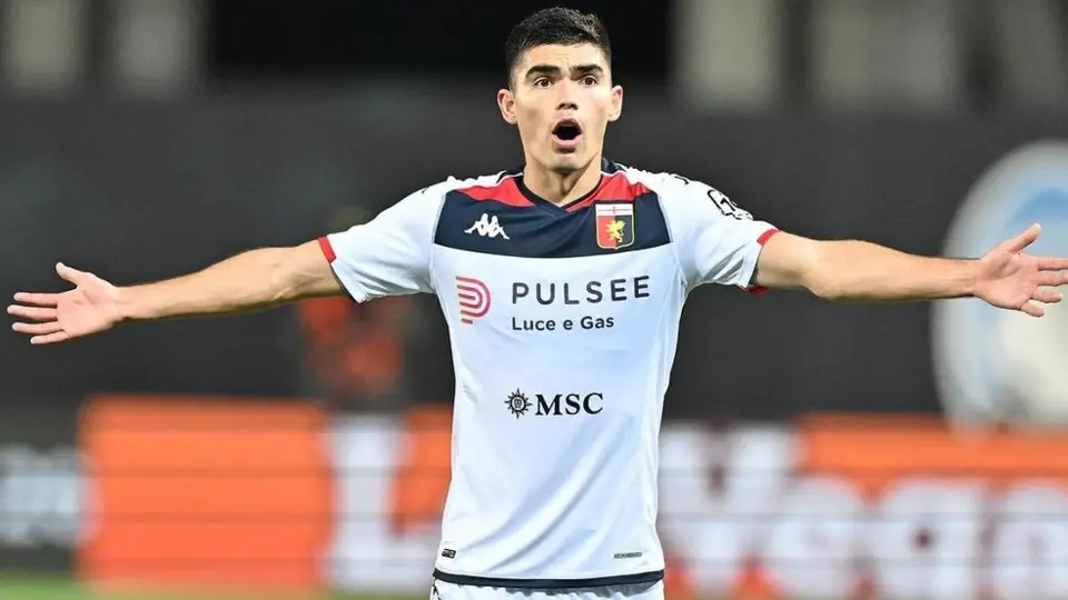 Johan Vásquez recuerda haber sentido 'vergüenza' por no saber jugar cuando llegó a la Serie A