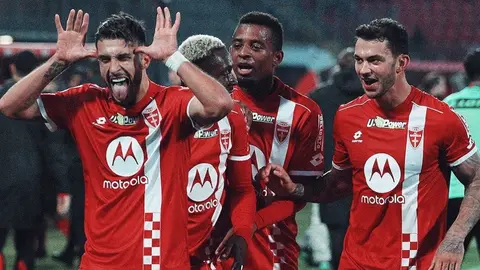 Serie A: Johan Vásquez es titular en la derrota del Genoa frente al Monza