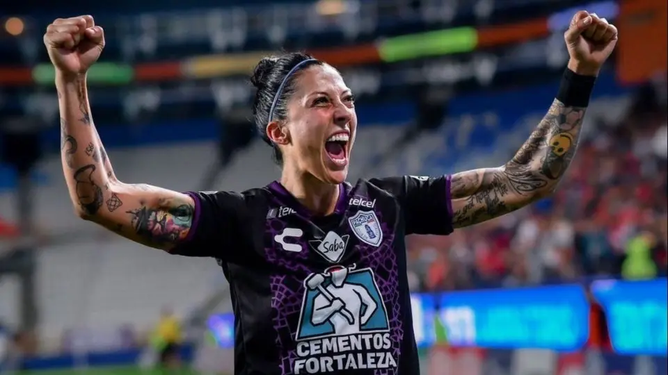 Pachuca Femenil se despide de Jenni Hermoso y se perfila para llegar a Tigres