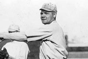 ¡Histórico! Tarjeta de novato de Babe Ruth alcanza un valor de 7.2 millones de dólares