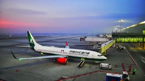 Primer vuelo de Mexicana presentó derrame de combustible a su llegada al AIFA