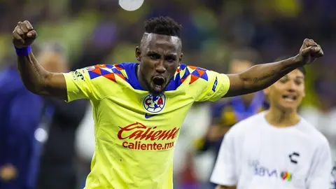 ¿Se va de América? Representante de Julián Quiñones aclara la situación