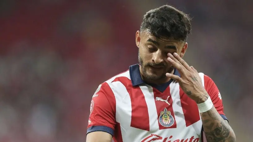 Alexis Vega se despide de Chivas tras 5 años: ‘No me voy como hubiera querido’