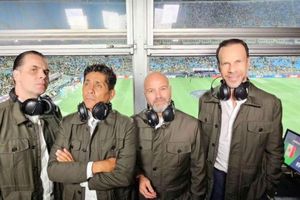 ¿Qué le pasó? Zague sufre caída en plena transmisión del duelo entre México y Colombia