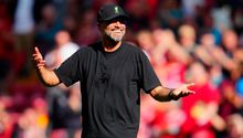 Jürgen Klopp pierde su anillo de casado en efusivo festejo en triunfo de Liverpool
