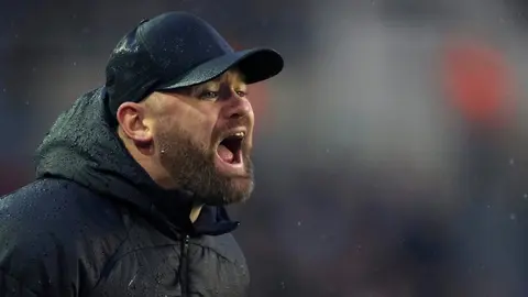 Wayne Rooney fue despedido como director técnico de Birmingham tras 15 partidos