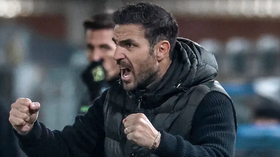Cesc Fàbregas dejará de ser entrenador del Como 1907 tras quedarse sin licencia