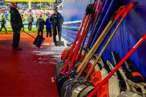 ¡Todo por el equipo! Bills piden a sus aficionados ayuda para palear nieve en el estadio