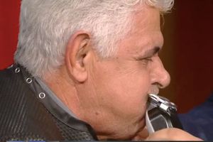 ¡Cumplió su palabra! Ricardo Ferretti se queda sin bigote tras el título de América