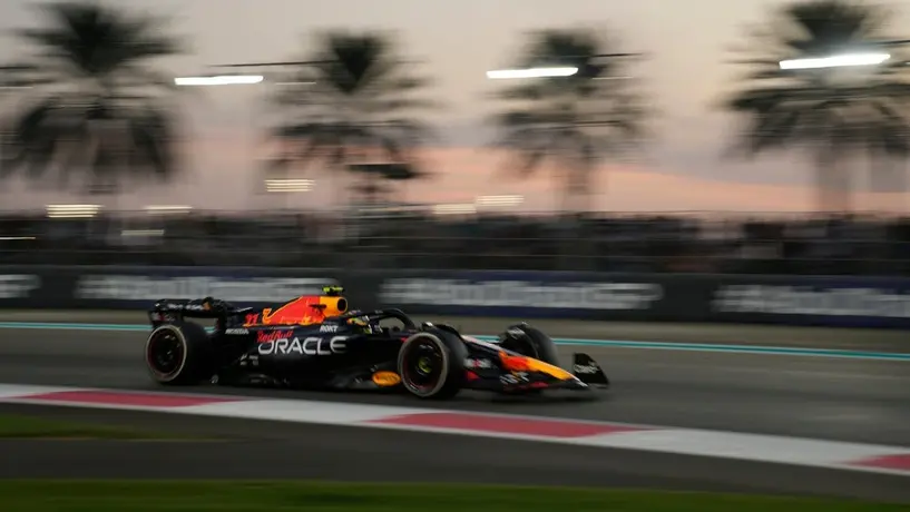 Checo Pérez: ¿Por qué no subió al podio en Abu Dhabi a pesar de haber terminado segundo?
