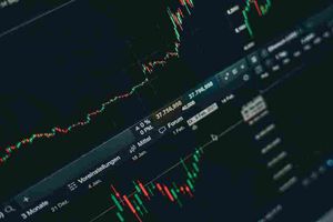 Bitcoin, XRP, Solana y Etherum sufren fuertes caídas: ¿Por qué cayó el Mercado de Criptomonedas?