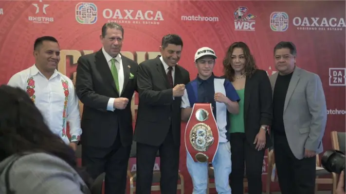 Adrián Curiel defenderá el cetro minimosca en Oaxaca ante Sivenathi Nontshinga