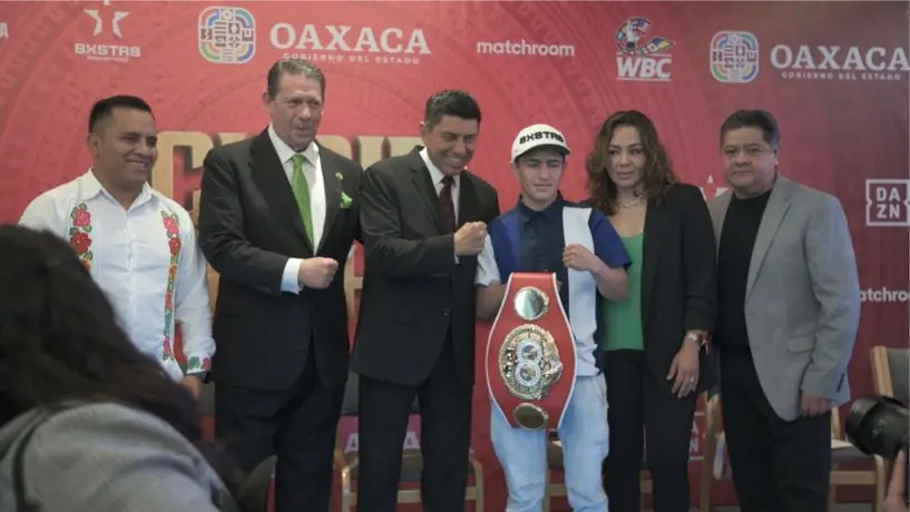 Adrián Curiel defenderá el cetro minimosca en Oaxaca ante Sivenathi Nontshinga