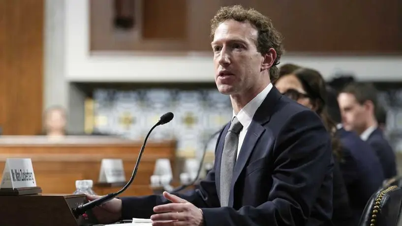 Mark Zuckerberg comparece en el Senado y se disculpa con víctimas de las redes sociales