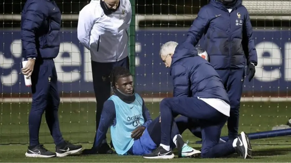 Eduardo Camavinga abandonó el entrenamiento con Francia tras sufrir una lesión
