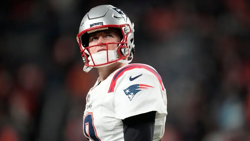 NFL: Cámaras captan enojo de Mac Jones en el duelo de los Patriots contra Bills
