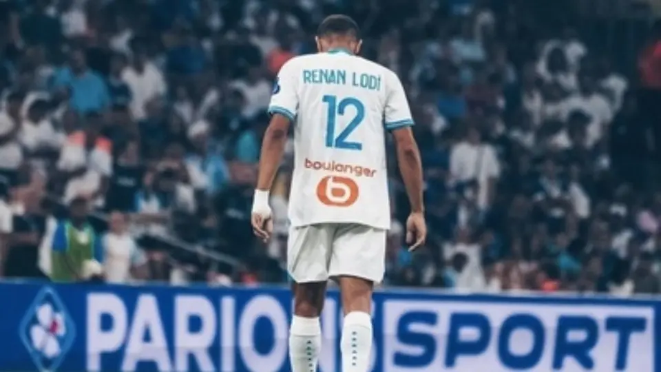 Renan Lodi deja el futbol europeo y es nuevo jugador del Al-Hilal árabe