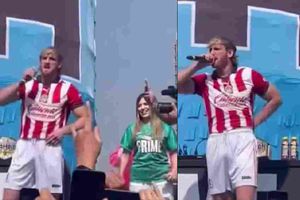 ¡Nuevo 'Chivahermano'! Logan Paul se puso la playera de Chivas y desató la locura