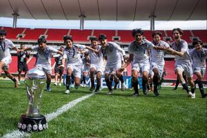¡Directo a los recuerdos! Sub 14 de Xolos se burla de Chivas y les canta "Te Deseo Lo Mejor"