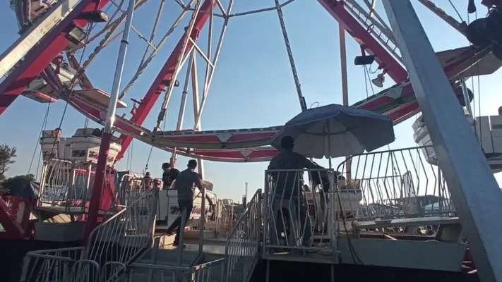 ¡Muere de envidia! Esta rueda de la fortuna ha estado en más festivales que tú